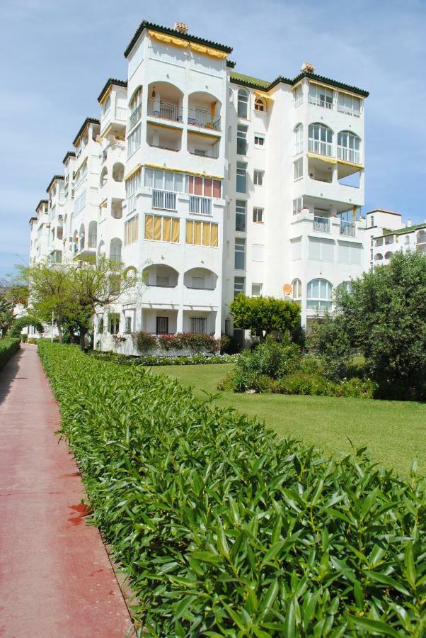 Apartamentos Laguna Beach Torrox Exteriör bild