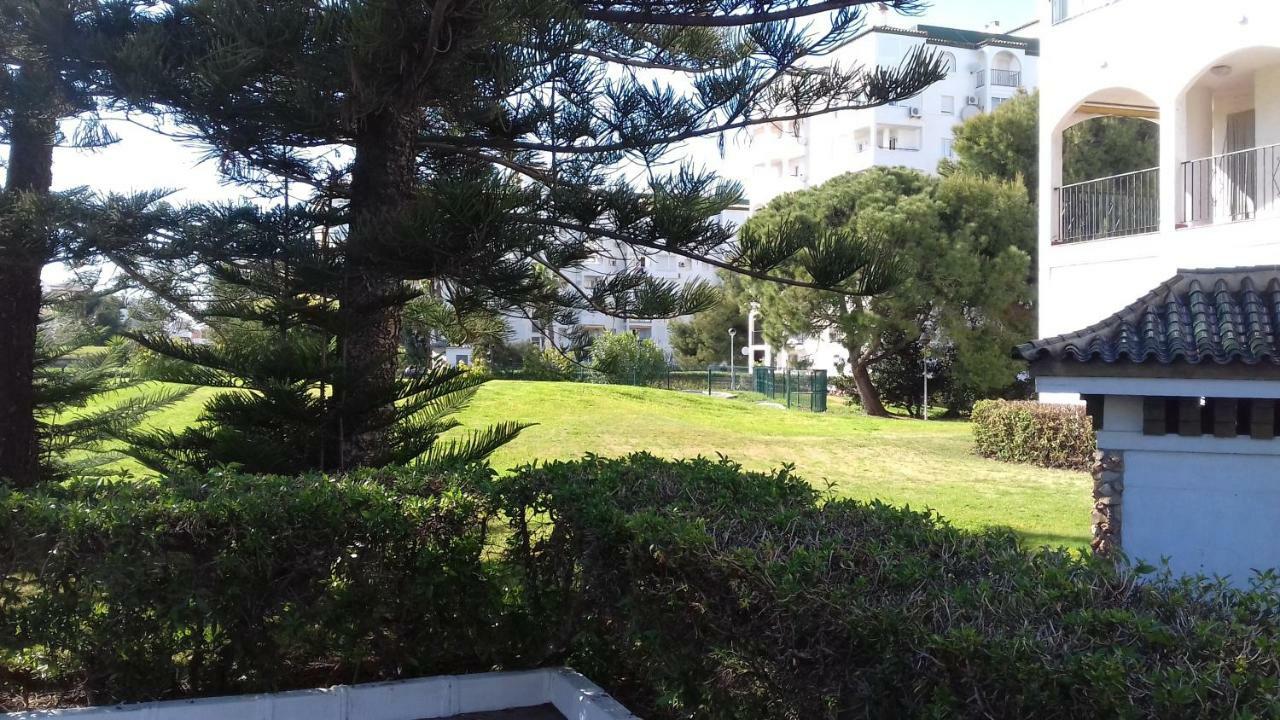 Apartamentos Laguna Beach Torrox Exteriör bild