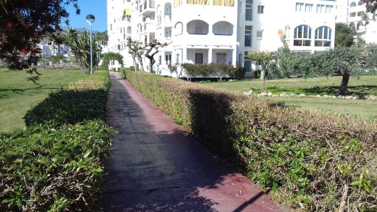 Apartamentos Laguna Beach Torrox Exteriör bild